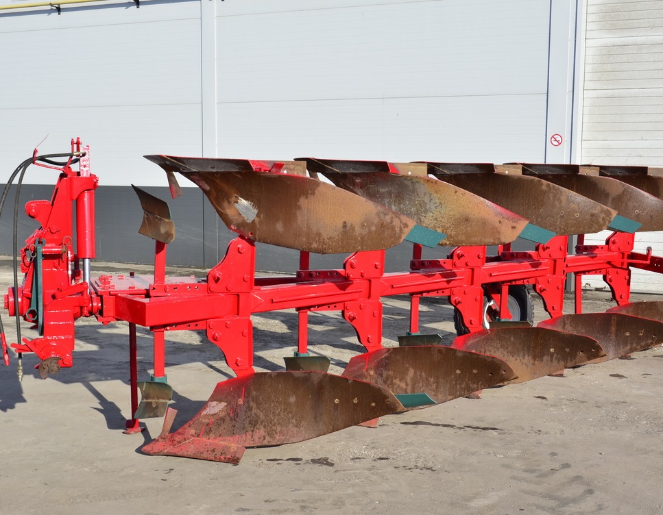 Продам Плуг оборотний Steeno H-125-5